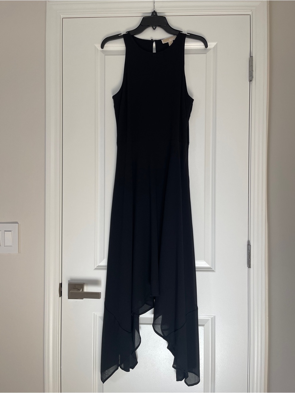 Michael Kors Women’s Black Sleeveless Handkerchief Hem Dress, 4/S